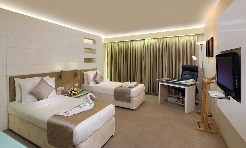 Welcomhotel By Itc Hotels, Ashram Road, Ahmedabad Buitenkant foto