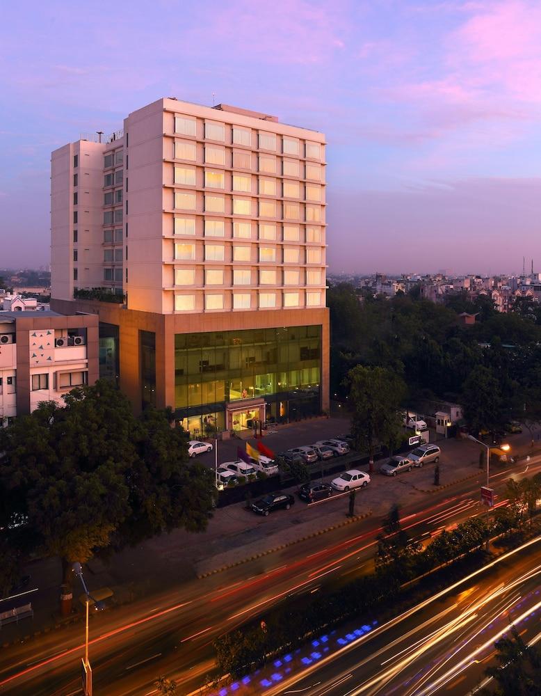 Welcomhotel By Itc Hotels, Ashram Road, Ahmedabad Buitenkant foto