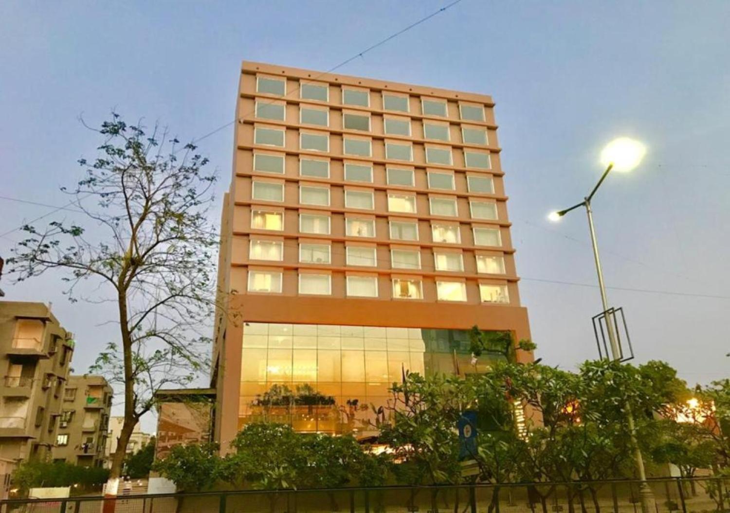 Welcomhotel By Itc Hotels, Ashram Road, Ahmedabad Buitenkant foto